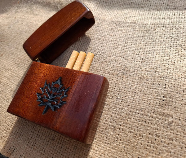 Wooden cigarette case